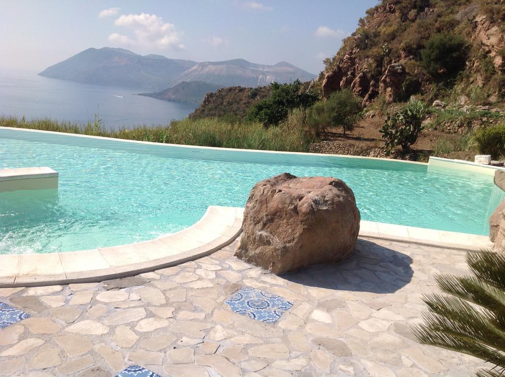Case Vacanze Margherita Lipari  Buitenkant foto